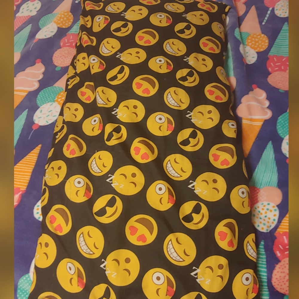 Emoji body pillow